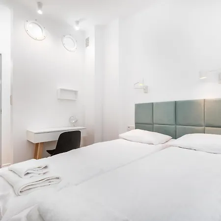 Plac Konstytucji By Your Freedom Apartman *